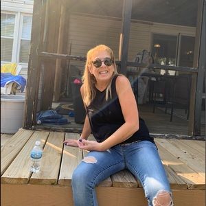 Meet your Posher, Lisa